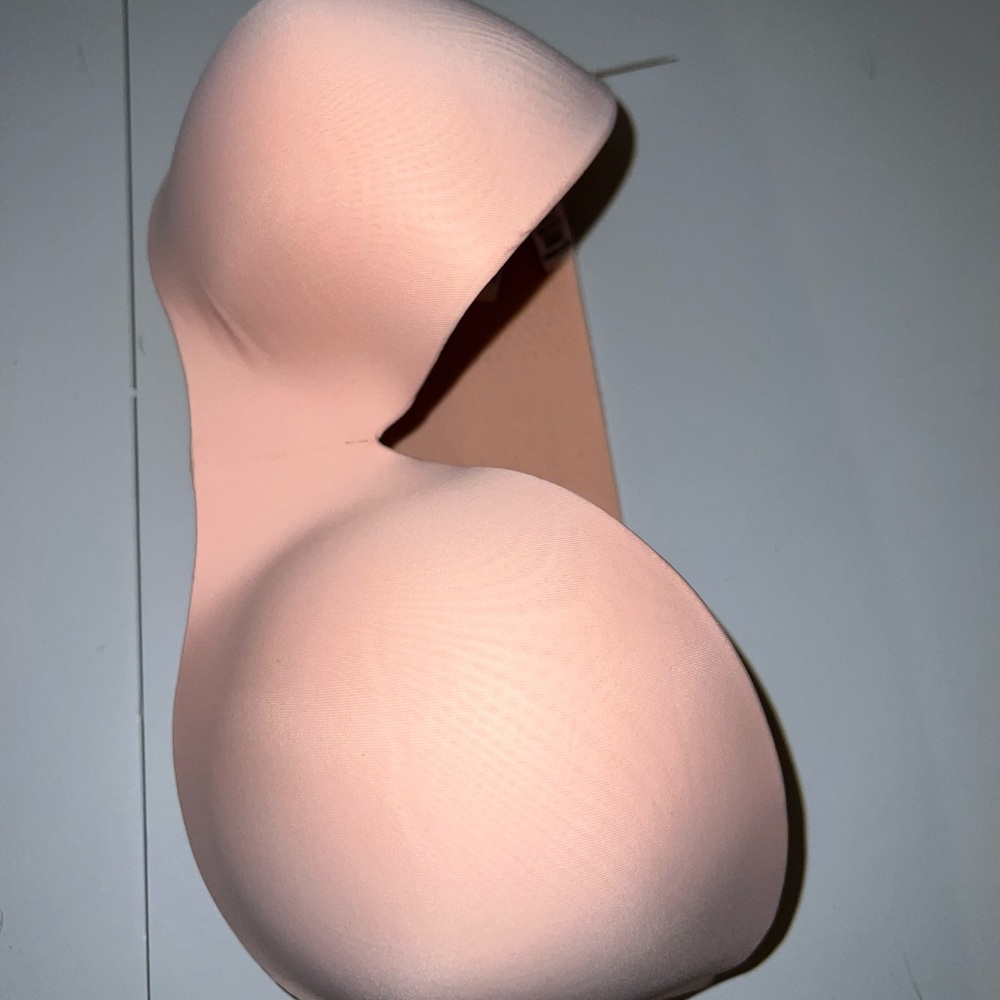 Victoria Secret Strapless push-up bra